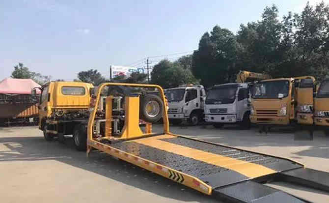 雨花台区汽车中途维修案例